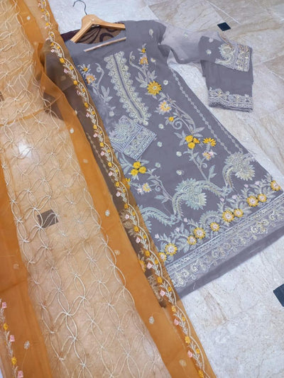 3 Pcs Women's Stitched Embroidered Suit